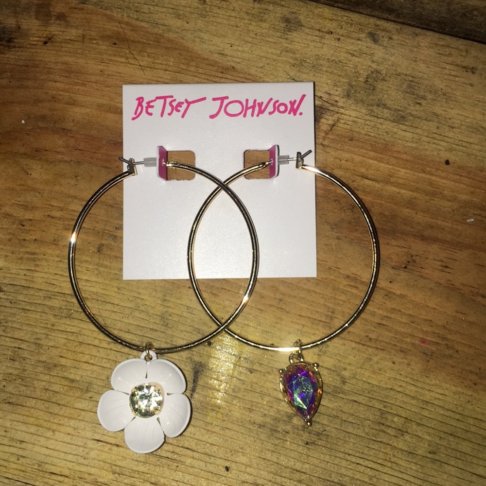 Betsey Johnson | women's hoop earrings